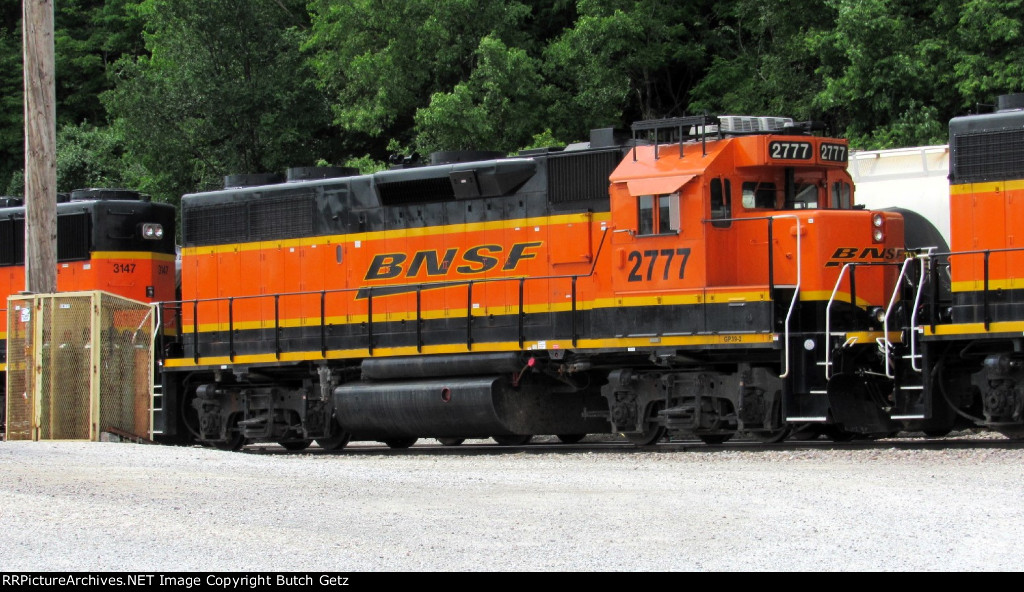 BNSF 2777